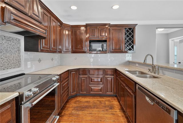 407 Fetick Ave, Taft, TX 78390