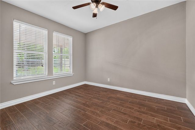 407 Fetick Ave, Taft, TX 78390
