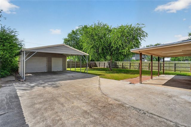 407 Fetick Ave, Taft, TX 78390