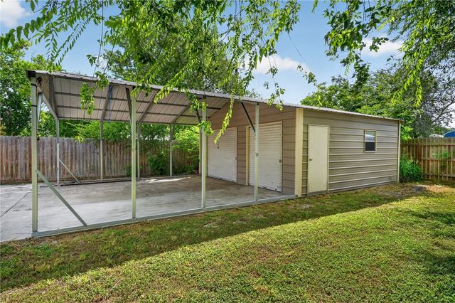407 Fetick Ave, Taft, TX 78390