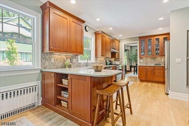 144 Park St, Montclair Twp., NJ 07042