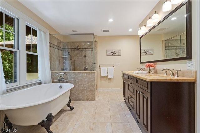 144 Park St, Montclair Twp., NJ 07042