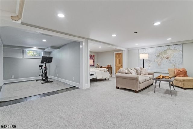 144 Park St, Montclair Twp., NJ 07042