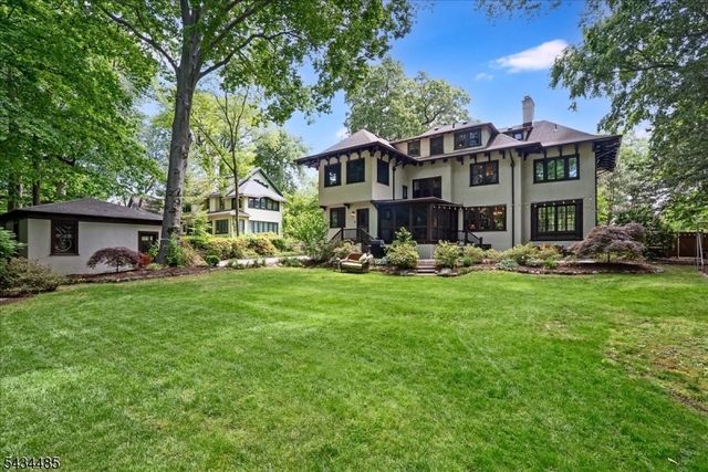 144 Park St, Montclair Twp., NJ 07042