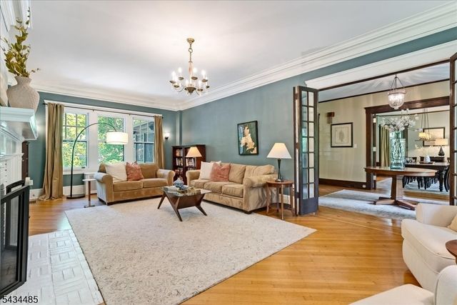 144 Park St, Montclair Twp., NJ 07042