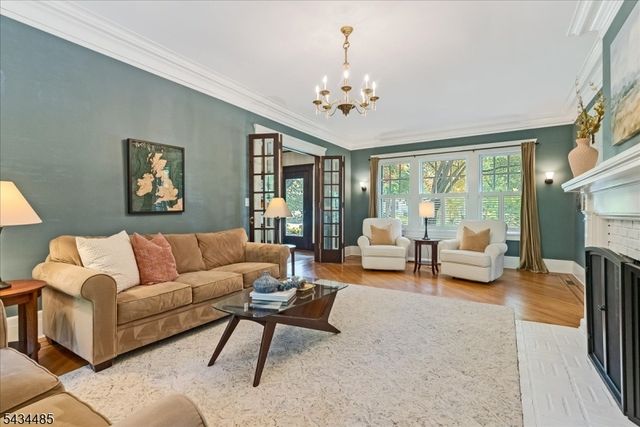 144 Park St, Montclair Twp., NJ 07042
