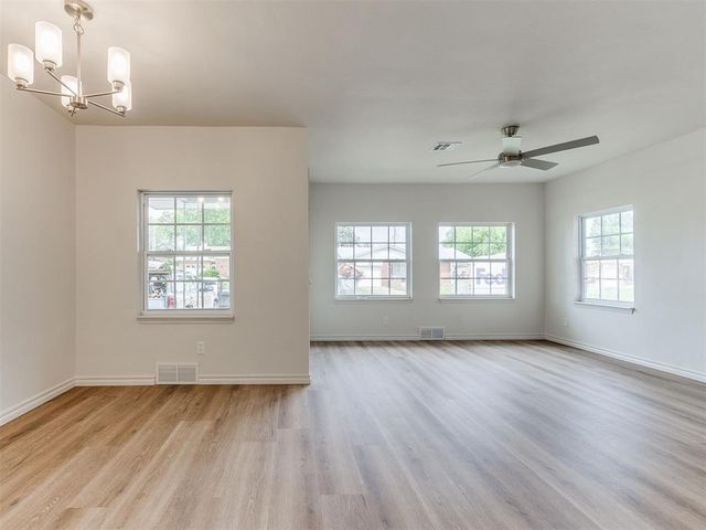 624 E Bouse Drive, Midwest City, OK 73110