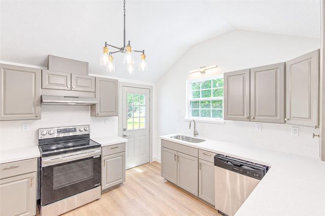 9690 Simmons Drive, Conroe, TX 77385