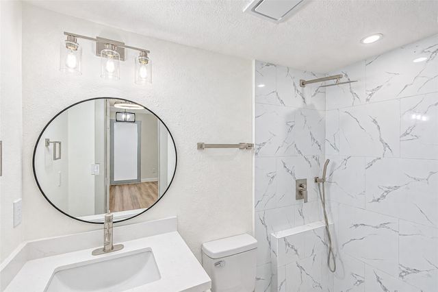 9690 Simmons Drive, Conroe, TX 77385