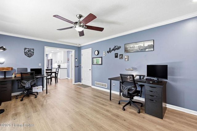 3013 Stonebridge Rd, Louisville, KY 40241