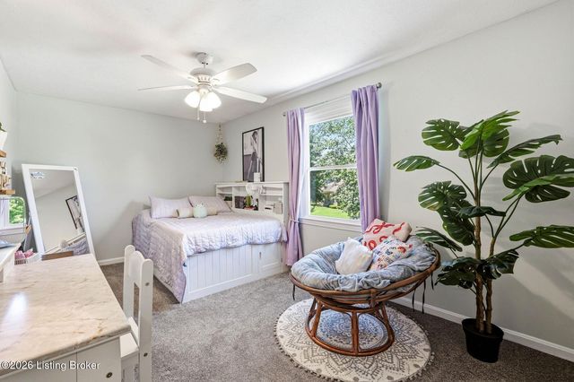 3013 Stonebridge Rd, Louisville, KY 40241