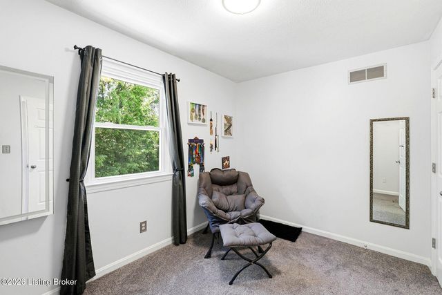 3013 Stonebridge Rd, Louisville, KY 40241