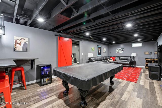 3013 Stonebridge Rd, Louisville, KY 40241
