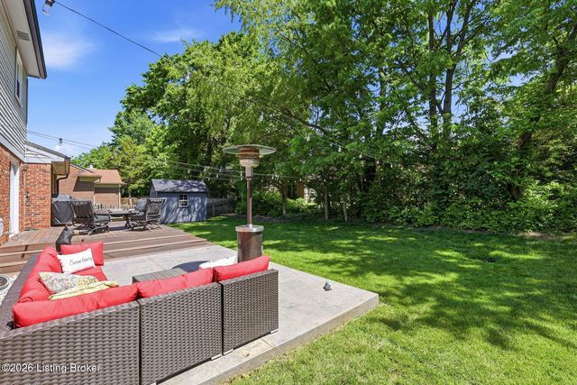 3013 Stonebridge Rd, Louisville, KY 40241