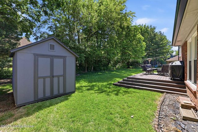 3013 Stonebridge Rd, Louisville, KY 40241