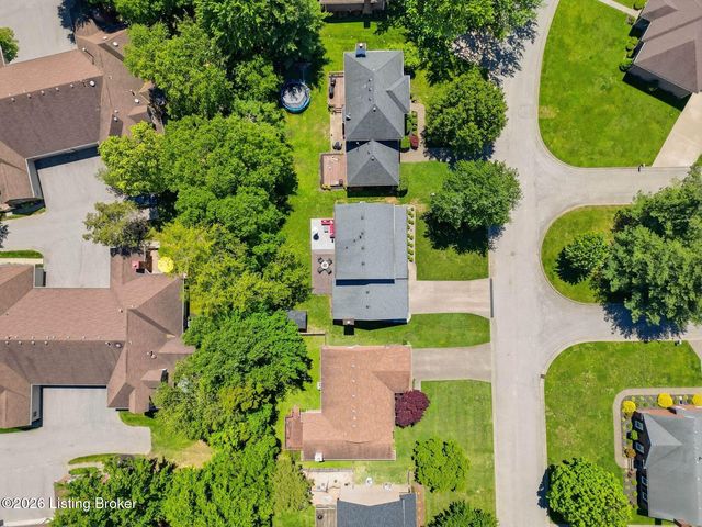 3013 Stonebridge Rd, Louisville, KY 40241
