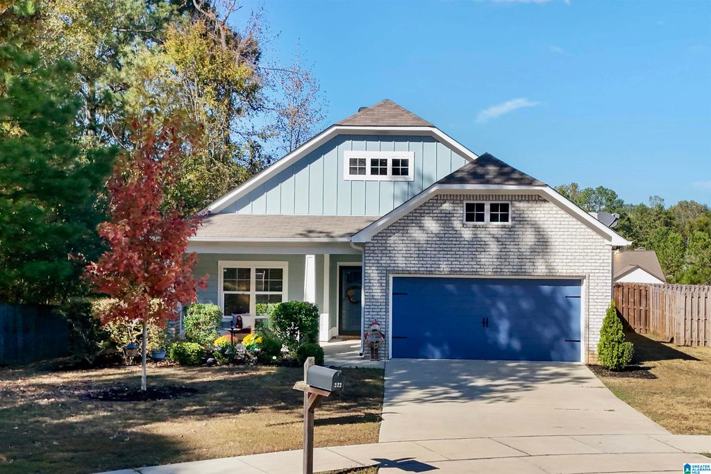 232 HAMPTON DRIVE, Calera, AL 35040