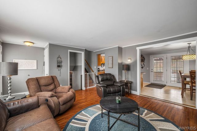 164 Oakhill Drive, Hamburg, NY 14075