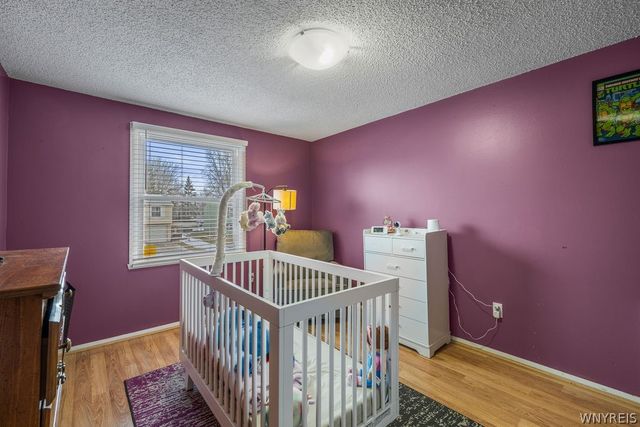 164 Oakhill Drive, Hamburg, NY 14075