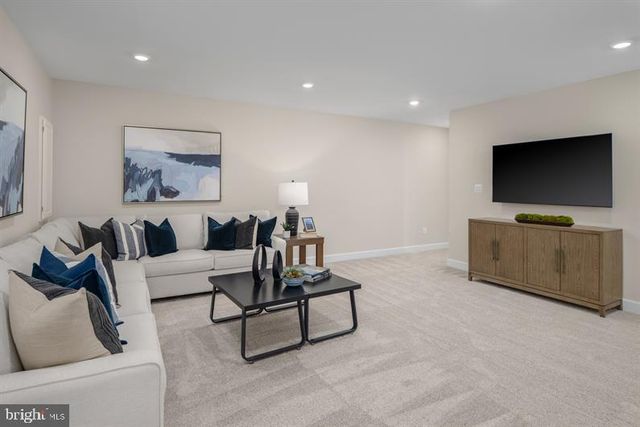 6129 HEATH MEADOW DR, Frederick, MD 21701