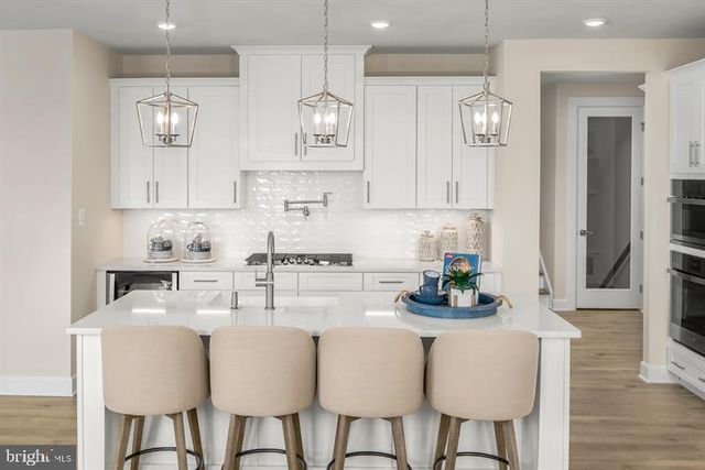 6129 HEATH MEADOW DR, Frederick, MD 21701