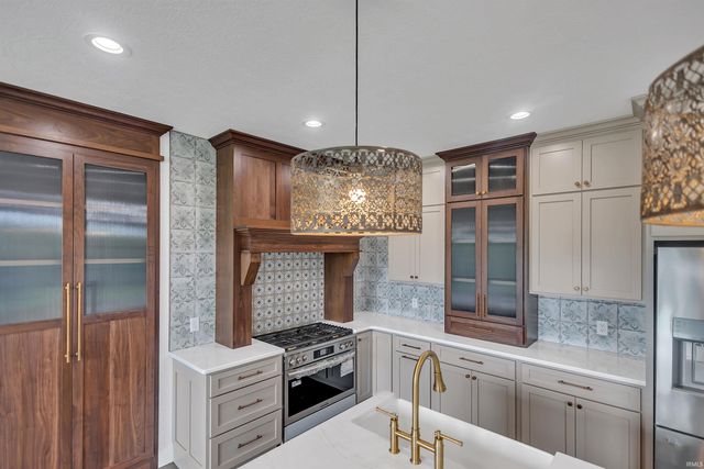4443 N Seabiscuit Circle, Bloomington, IN 47404