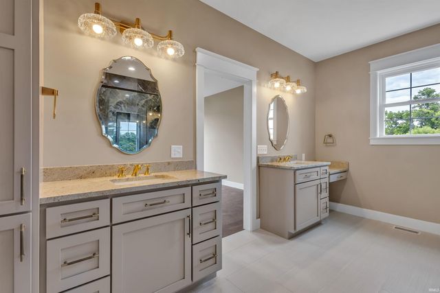 4443 N Seabiscuit Circle, Bloomington, IN 47404