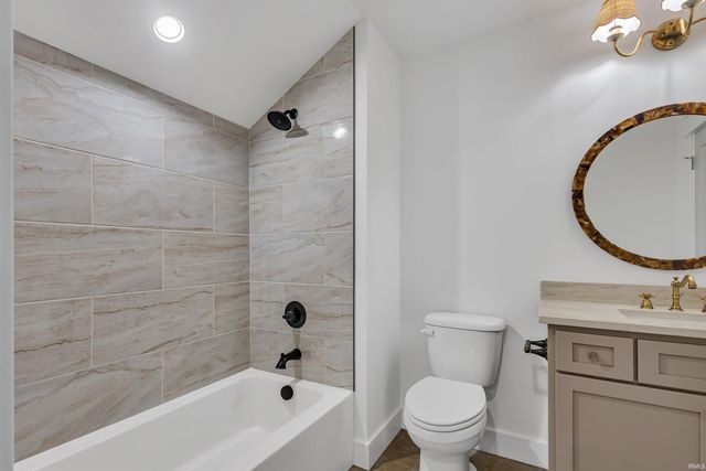 4443 N Seabiscuit Circle, Bloomington, IN 47404