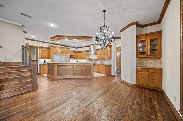 1924 Kings Pass, Heath, TX 75032