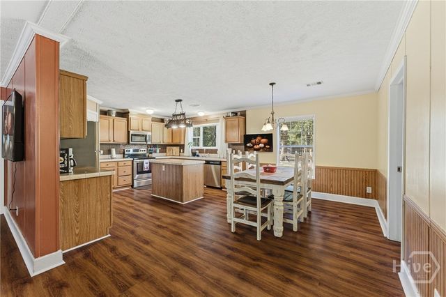 1615 Retreat Road, Riceboro, GA 31323