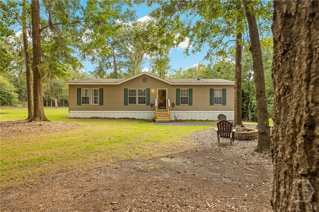 1615 Retreat Road, Riceboro, GA 31323