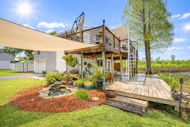 1216 BRANDON LAKES AVENUE, Valrico, FL 33594