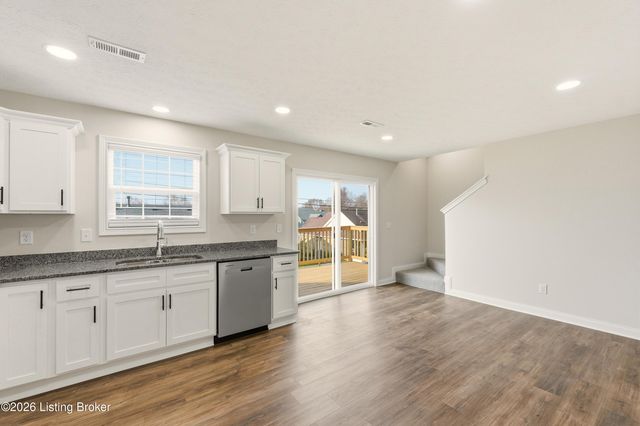 200 Miles Pass, Elizabethtown, KY 42701