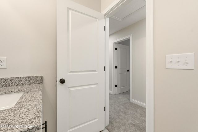 200 Miles Pass, Elizabethtown, KY 42701