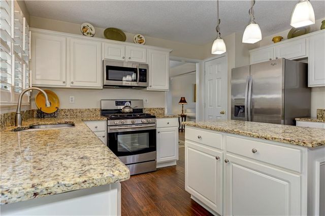 650 Glenbarrett Court NE, Marietta, GA 30066