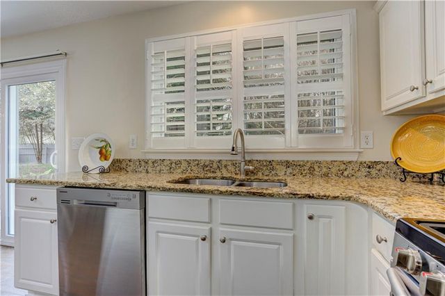 650 Glenbarrett Court NE, Marietta, GA 30066