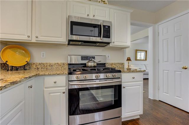 650 Glenbarrett Court NE, Marietta, GA 30066