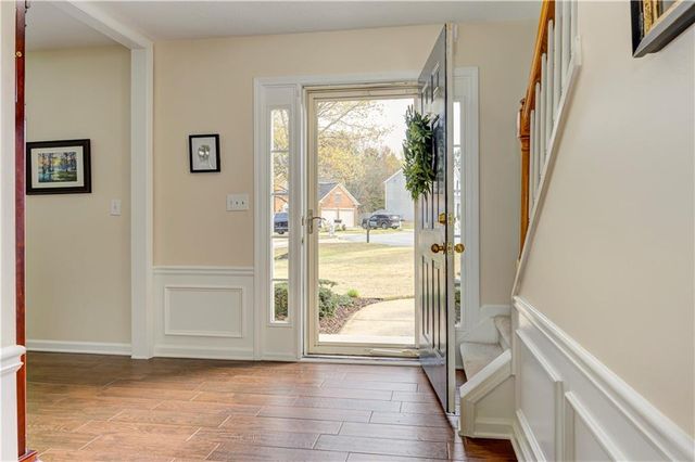 650 Glenbarrett Court NE, Marietta, GA 30066