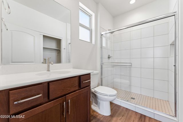 1864 N Riposte Drive, Green Valley, AZ 85614
