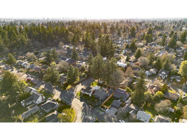 4525 Ne 37TH Ave, Portland, OR 97211