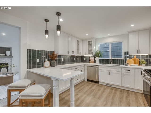 4525 Ne 37TH Ave, Portland, OR 97211