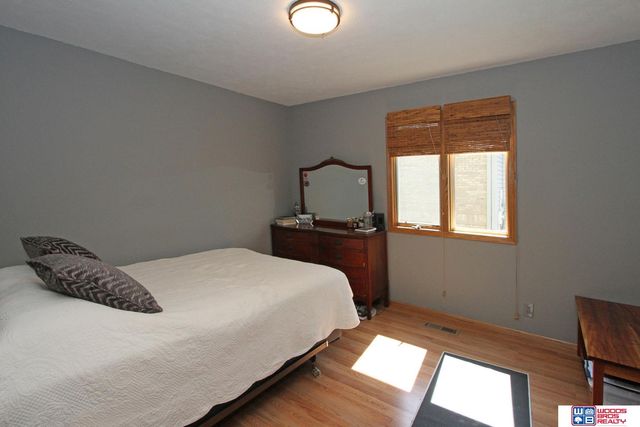 5809 Woodstock Avenue, Lincoln, NE 68512