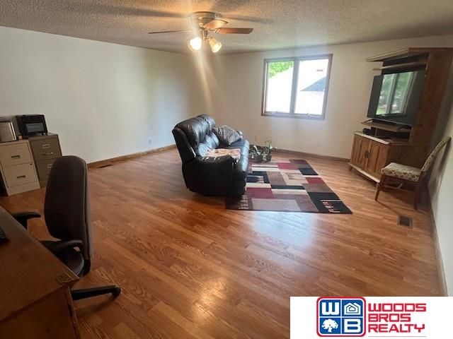 5809 Woodstock Avenue, Lincoln, NE 68512