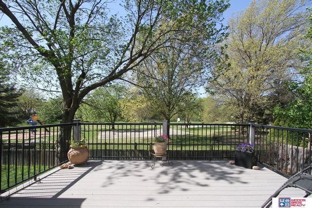 5809 Woodstock Avenue, Lincoln, NE 68512