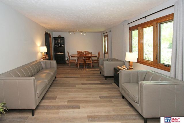 5809 Woodstock Avenue, Lincoln, NE 68512
