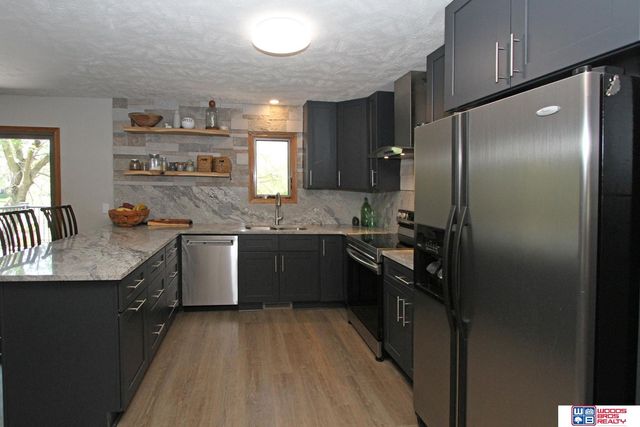 5809 Woodstock Avenue, Lincoln, NE 68512