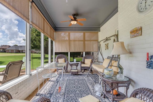 210 LINKS VIEW DR, Oakland, TN 38060