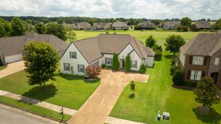 210 LINKS VIEW DR, Oakland, TN 38060