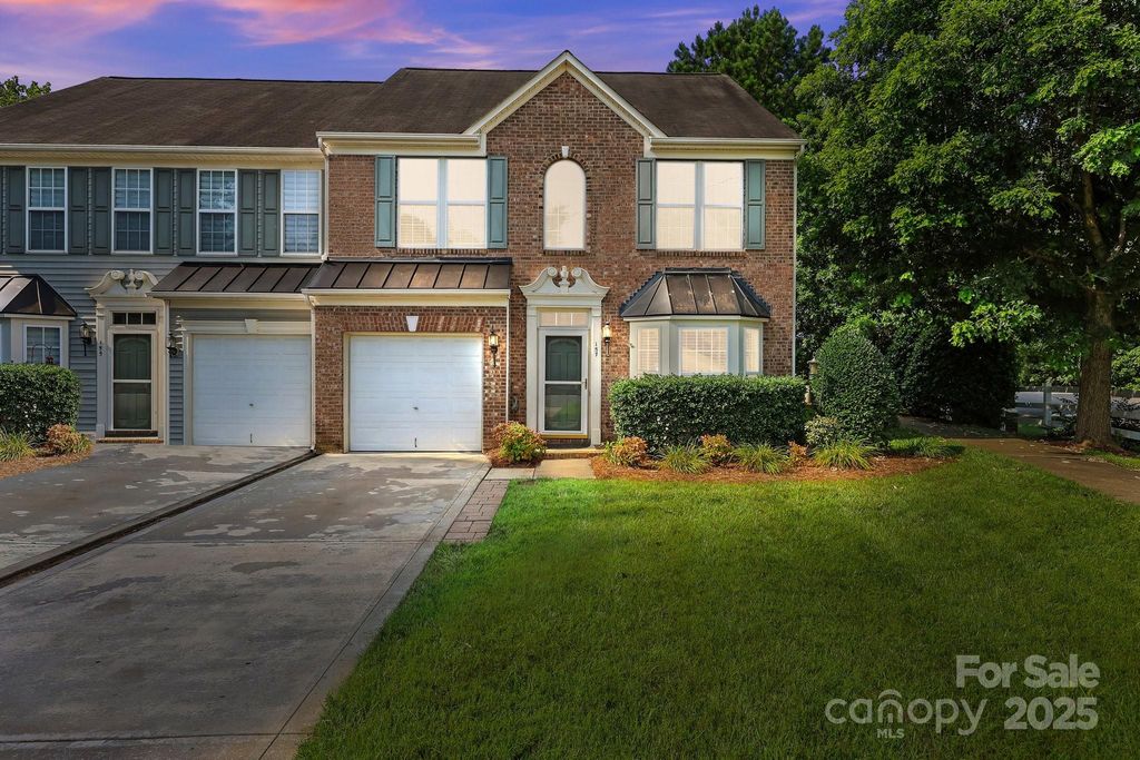 157 Talbert Town Loop, Mooresville, NC 28117
