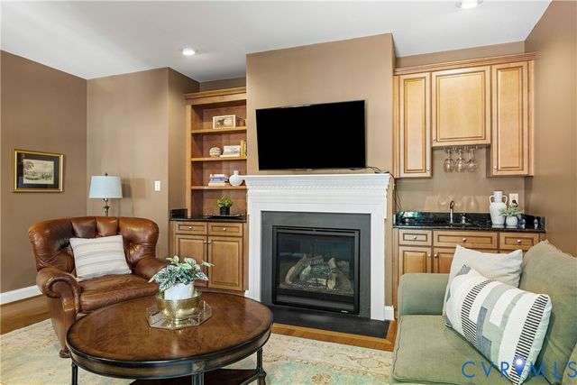 1109 Hyde Ln, Henrico, VA 23229